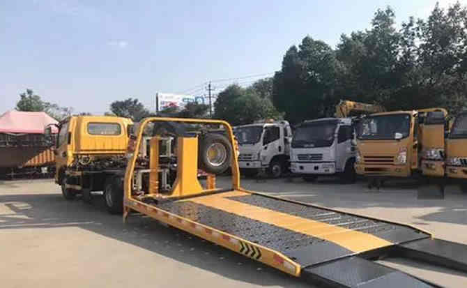 厚街镇汽车中途维修案例